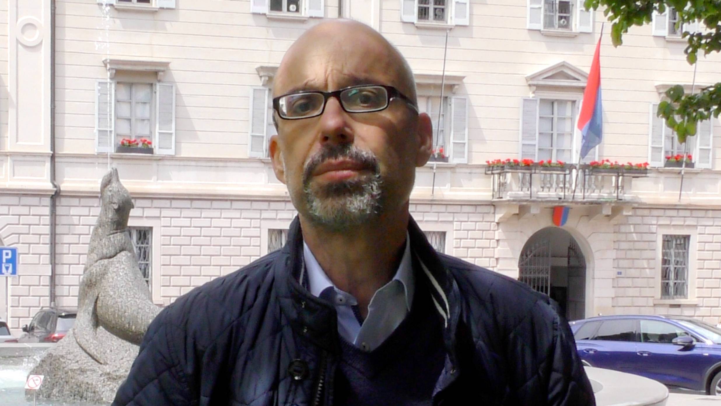 Unità e opposizione, un passo avanti